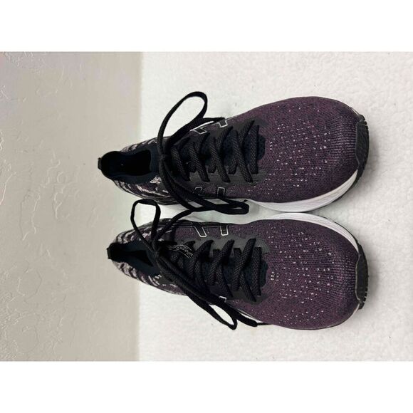 ASICS Gel Kayano 28 Purple Black White Mesh Knit Womens Running Shoes US 9 - Picture 1 of 5